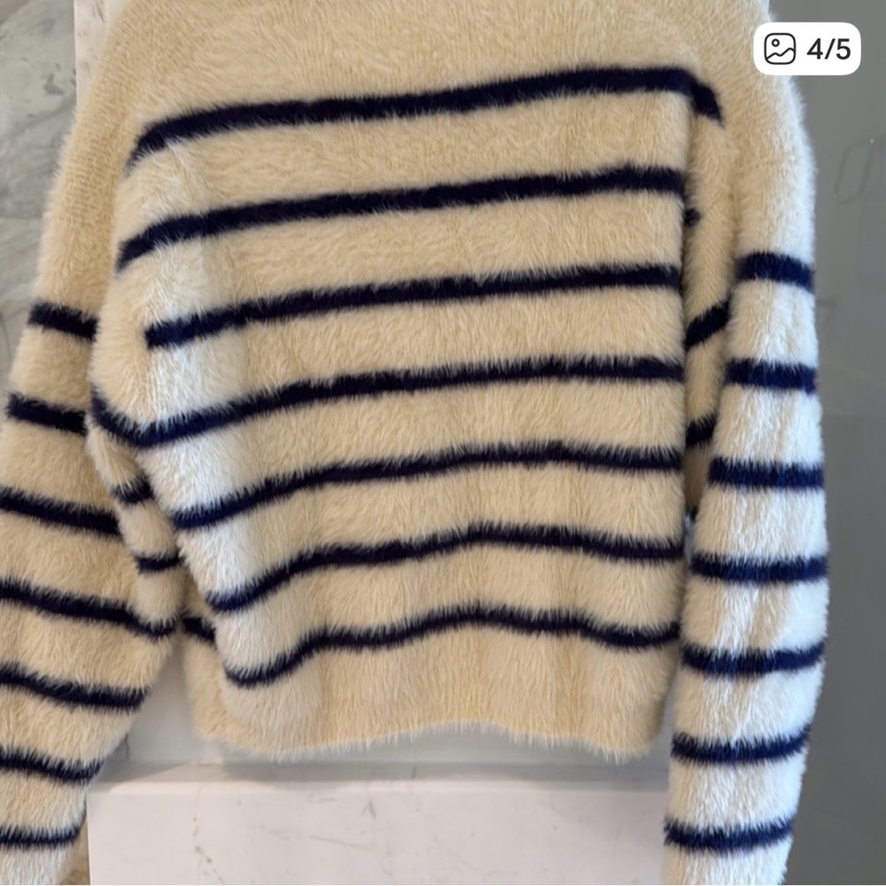 J Crew White and Cream Stripped Sweater - Picture 4 of 5
